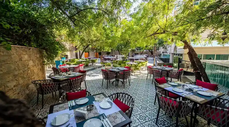 Lebanese Cafe Beirut Blendz | Dubai