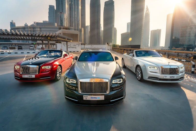 Luxury car rental Renti | Dubai