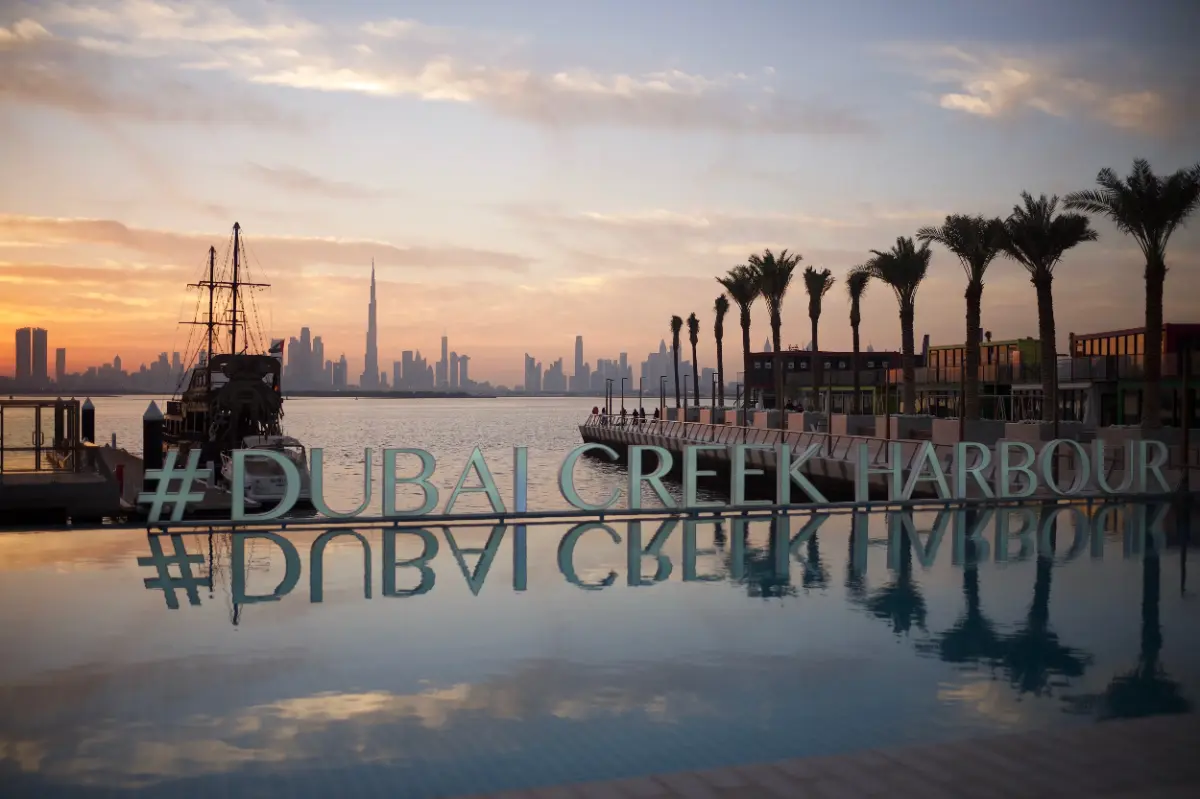 Complete introduction of the Dubai Creek area