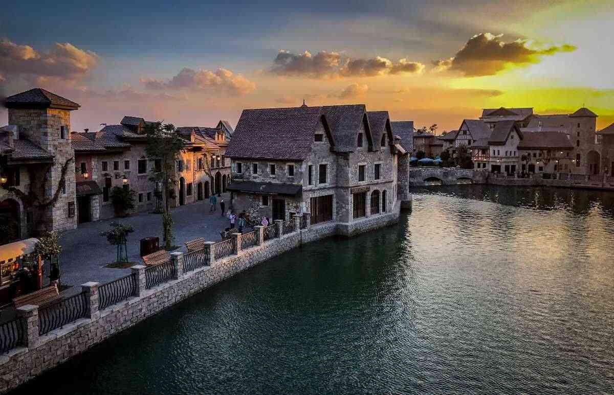 همه چیز درباره ریورلند دبی